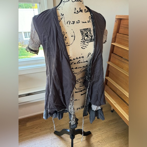 Bundle 3 for $10 DIDI gray patchwork beaded wrap top. - Picture 5 of 15